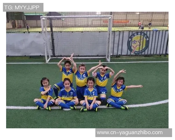 幼儿足球培训的乐趣与成长之路探索小朋友们的运动潜能与团队精神